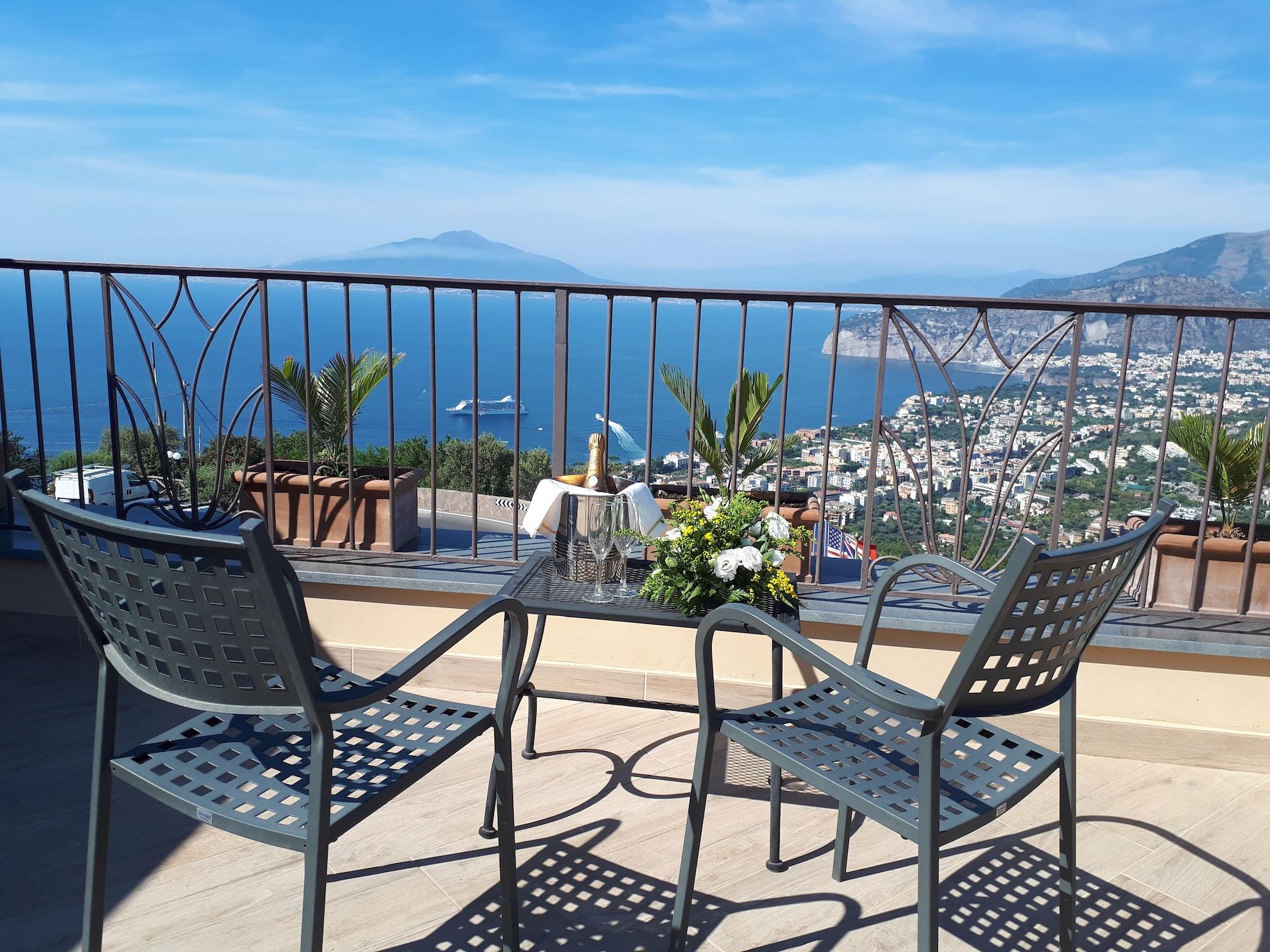 Hotel La Vue D'Or Sorrento Bagian luar foto